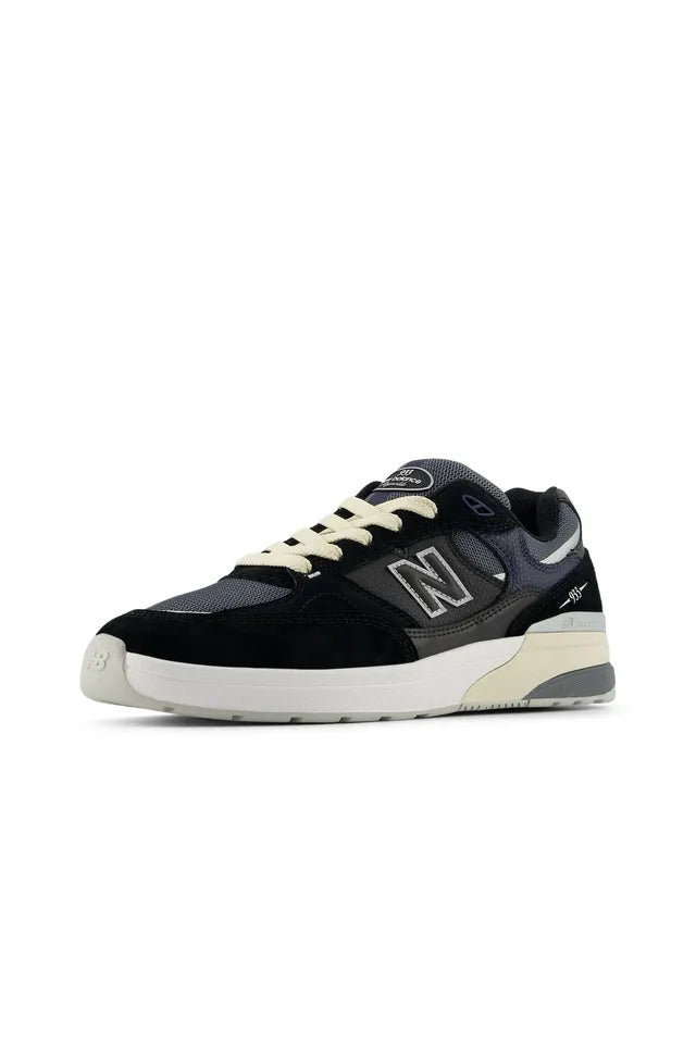 New Balance Numeric 933 Andrew Reynolds – Noir