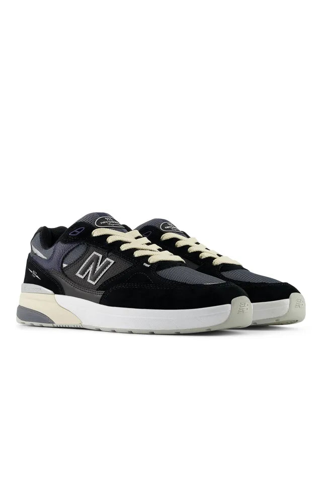 New Balance Numeric 933 Andrew Reynolds – Noir
