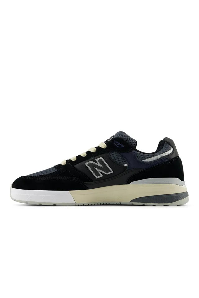 New Balance Numeric 933 Andrew Reynolds – Noir