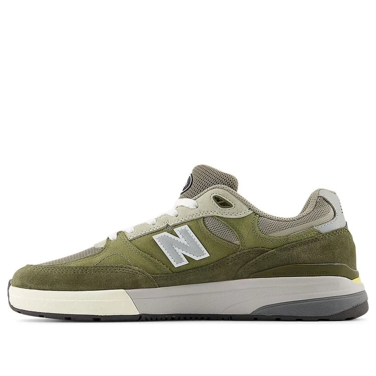 New Balance Numeric 933 Andrew Reynolds – Nero